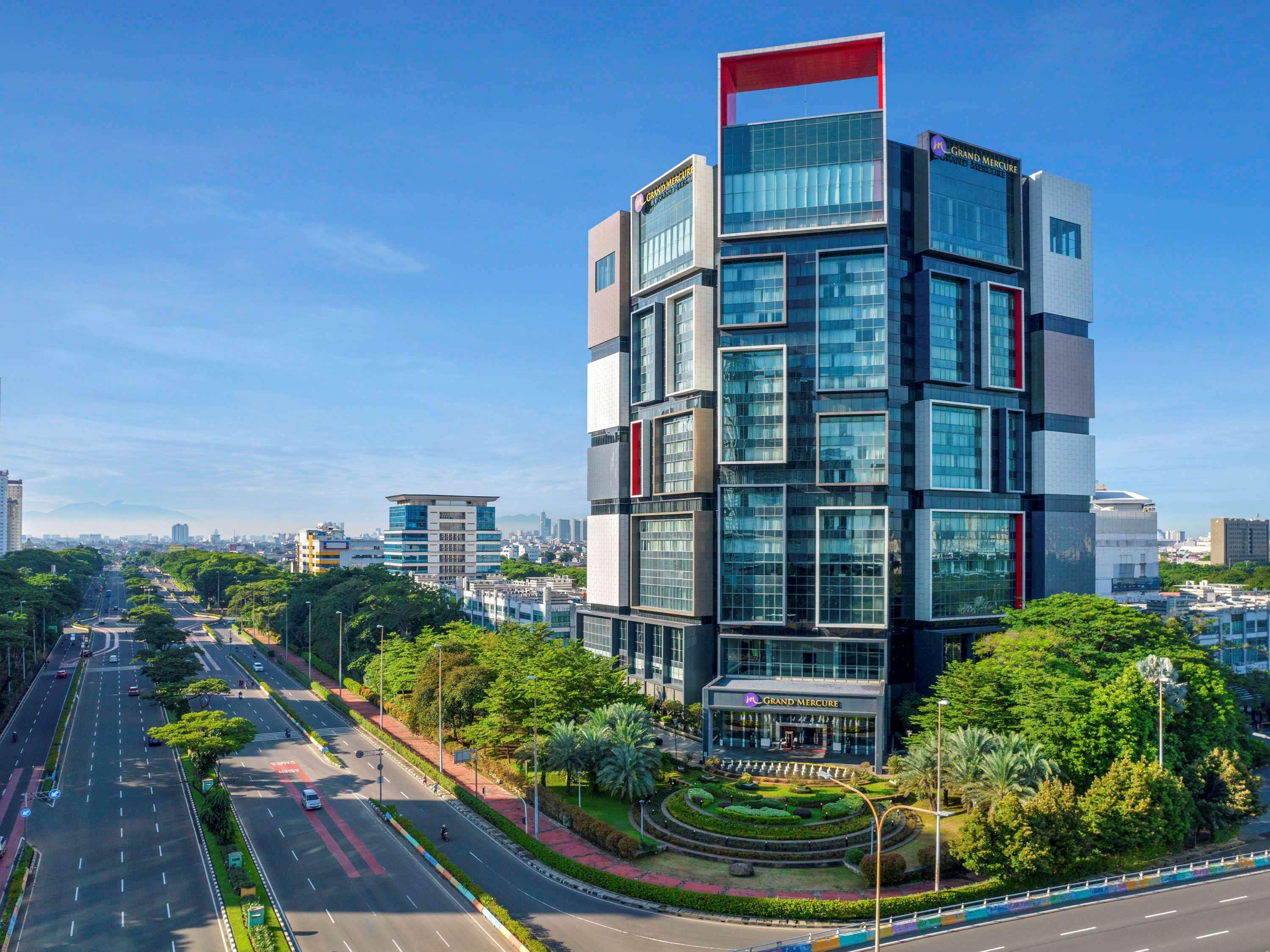 Grand Mercure Jakarta Kemayoran Exterior photo